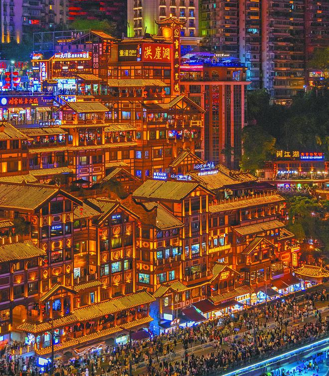 重庆火锅“涮出”3千亿大市场PG麻将胡了模拟器热辣滚烫！(图6)